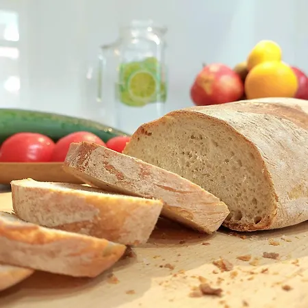 Apartmán Tropikalny W Samym Centrum, Z Parkingiem, 400m Do Pkp I Bus *