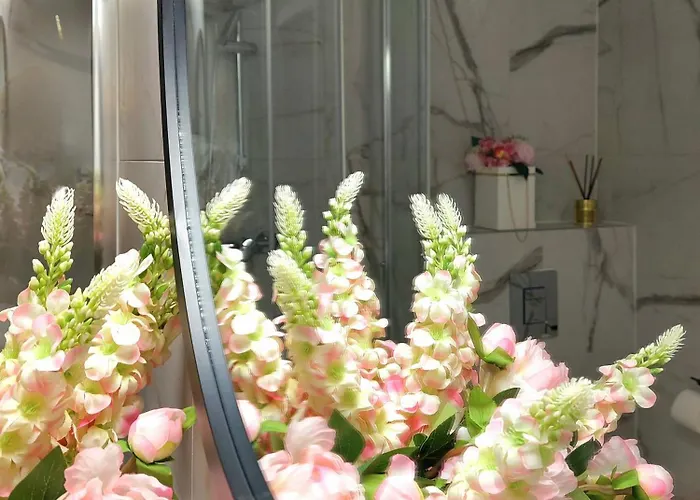 Tropikalny W Samym Centrum, Z Parkingiem, 400m Do Pkp I Bus Bílsko-Bělá