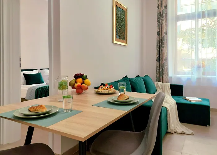 Apartmán Tropikalny W Samym Centrum, Z Parkingiem, 400m Do Pkp I Bus Bílsko-Bělá