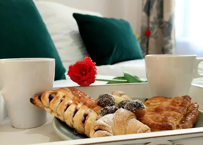 Apartmán Tropikalny W Samym Centrum, Z Parkingiem, 400m Do Pkp I Bus *